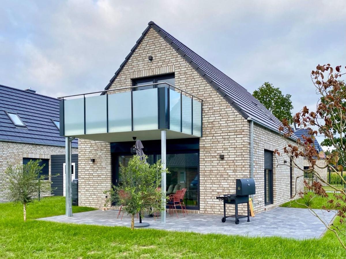 Ferienhaus Moin. Am Harkebruegger See Mit Sauna Barssel  Exteriör bild