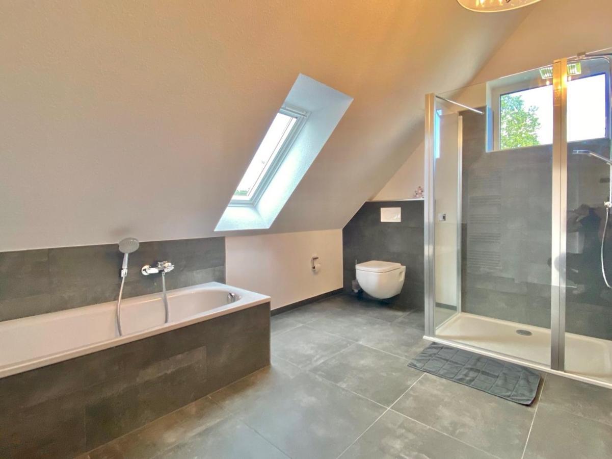 Ferienhaus Moin. Am Harkebruegger See Mit Sauna Barssel  Exteriör bild