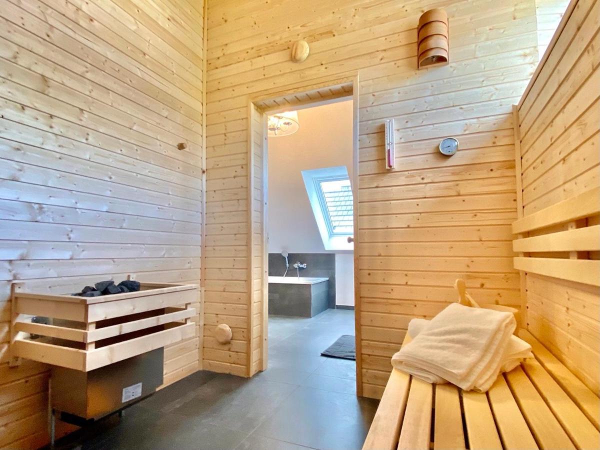 Ferienhaus Moin. Am Harkebruegger See Mit Sauna Barssel  Exteriör bild